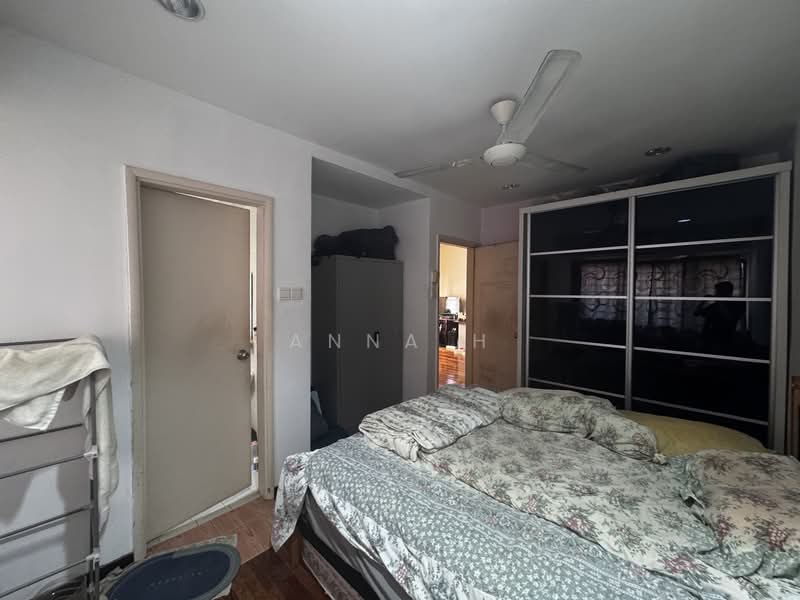 3-storey Terraced House for Sale in Taman Esplanad (Bukit Jalil) - Anna H - Bedroom - PropertyGuru.com.my