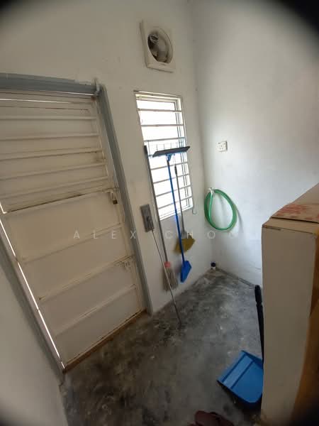 2-storey Terraced House for Sale in Bandar Putra Permai (Seri Kembangan) - Alex Choo - Interior - PropertyGuru.com.my