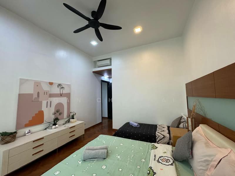 Servis Apartment untuk Disewa di Straits Quay (The Suites at Waterside) - Gan Chun Kai - Bedroom - PropertyGuru.com.my