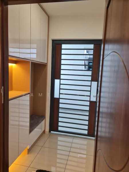 Kondominium untuk Disewa di Queens Residences Q1 @ Queens Waterfront - Pamela Yeap - Entrance - PropertyGuru.com.my