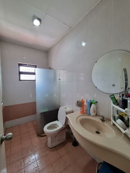 Rumah Bandar untuk Dijual di Sunway Damansara (Kota Damansara) - Ethan Swe - Bathroom - PropertyGuru.com.my