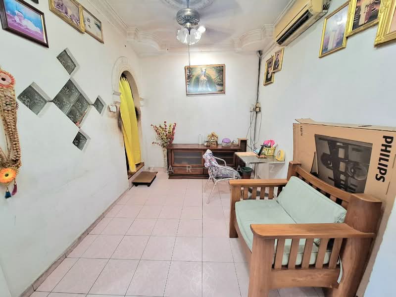Rumah Teres 1.5 Tingkat untuk Dijual di Seksyen 17 (Shah Alam) - Amzar Faiz - PropertyGuru.com.my