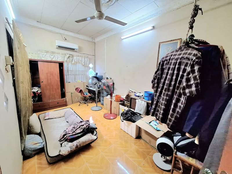 Rumah Teres 1.5 Tingkat untuk Dijual di Seksyen 17 (Shah Alam) - Amzar Faiz - PropertyGuru.com.my