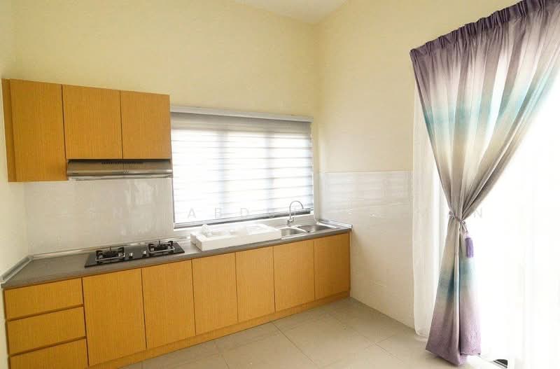 Rumah Teres untuk Disewa di Dengkil (Selangor) - Asna Abdul Rahman - PropertyGuru.com.my