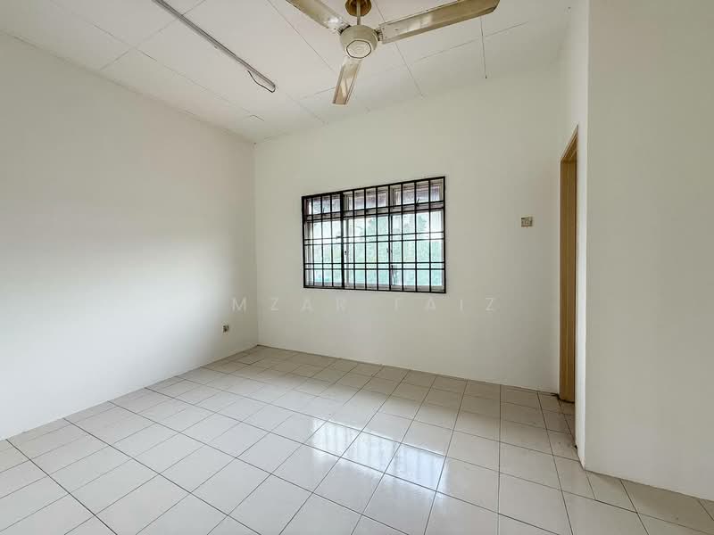 2-storey Terraced House for Sale in Taman Tasik Puchong (Puchong) - Amzar Faiz - PropertyGuru.com.my