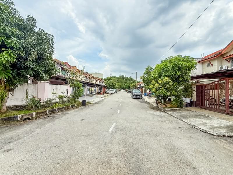 2-storey Terraced House for Sale in Taman Tasik Puchong (Puchong) - Amzar Faiz - PropertyGuru.com.my