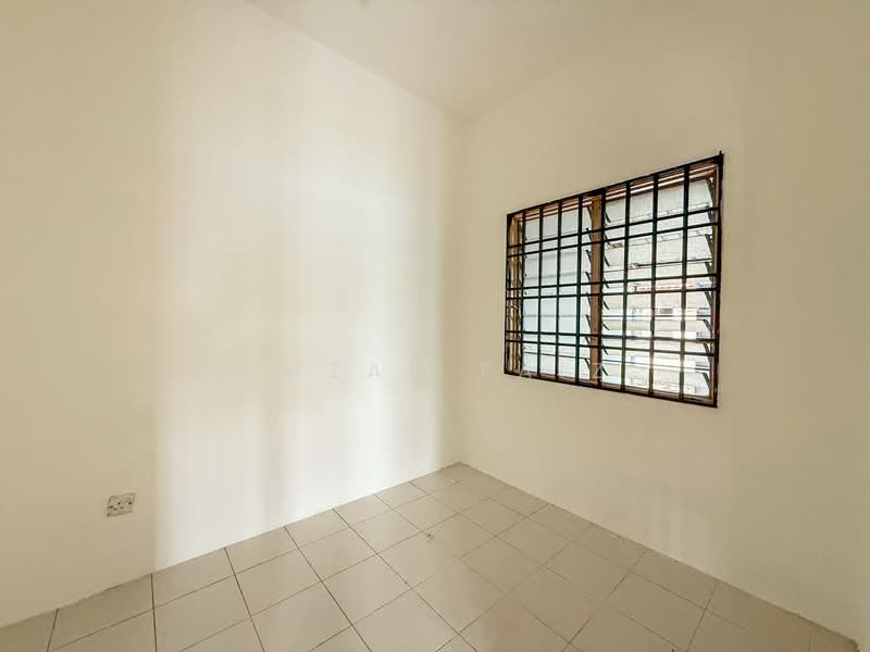 2-storey Terraced House for Sale in Taman Tasik Puchong (Puchong) - Amzar Faiz - PropertyGuru.com.my