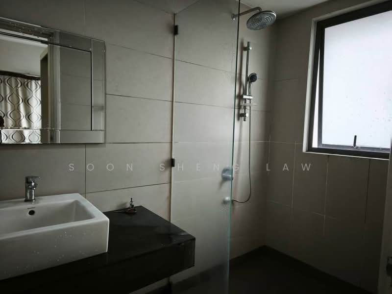 Kondominium untuk Dijual di Altitude 236 - Soon Sheng Law - Bathroom - PropertyGuru.com.my