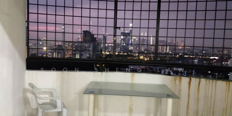 Kondominium untuk Dijual di Bukit Pandan Kondominium 2 - Soon Sheng Law - Balcony - PropertyGuru.com.my