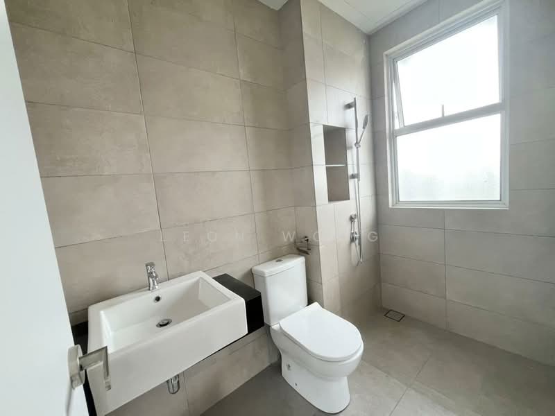 2-storey Terraced House for Sale in Tamansari (Rawang) - Leon Wong - Bathroom - PropertyGuru.com.my