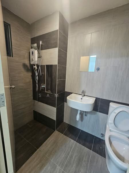 Condominium for Rent at Aster Residence - Sam Lee - Bathroom - PropertyGuru.com.my