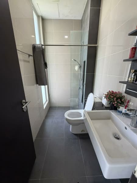 Semi-Detached House for Sale in East Ledang (Iskandar Puteri (Nusajaya)) - Jin Teok - Bathroom - PropertyGuru.com.my