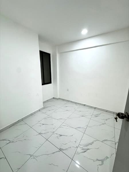 Flat for Sale at Flat Temenggong - Calvin Lee - PropertyGuru.com.my