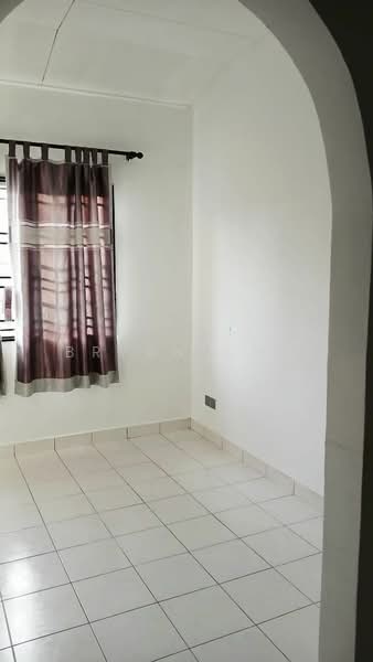 2-storey Terraced House for Sale in Bandar Bukit Puchong 2 (Puchong) - Bryan Cho - Interior - PropertyGuru.com.my