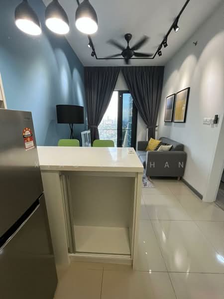 Kediaman Servis untuk Dijual di Southlink - Xiao Yin Han - Living Room - PropertyGuru.com.my