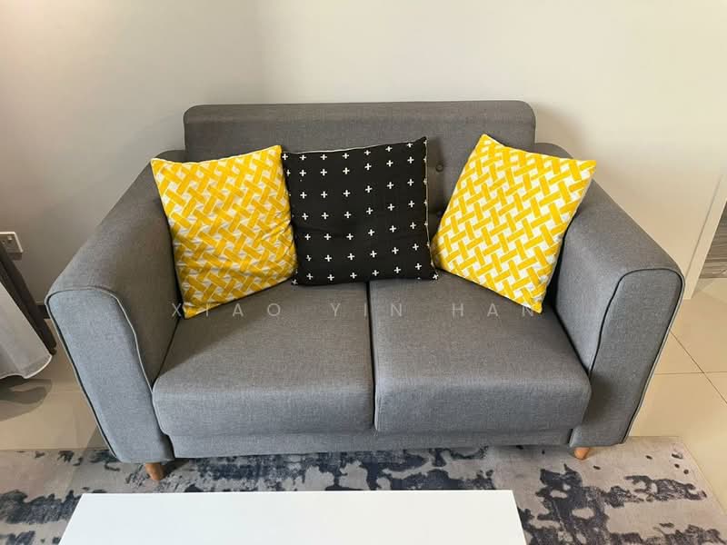 Kediaman Servis untuk Dijual di Southlink - Xiao Yin Han - Living Room - PropertyGuru.com.my