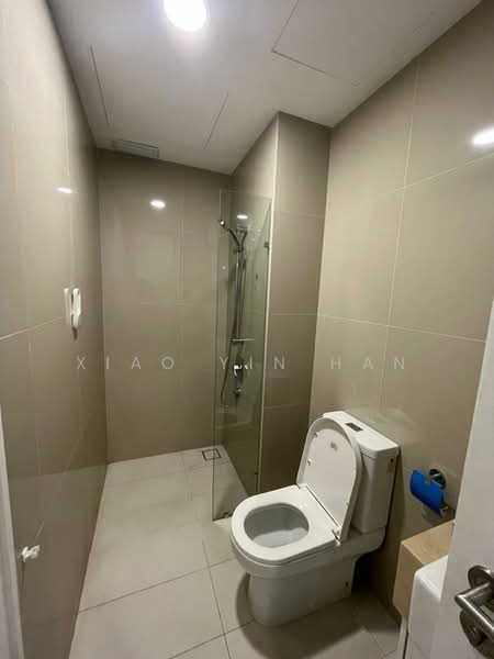 Kediaman Servis untuk Dijual di Southlink - Xiao Yin Han - Bathroom - PropertyGuru.com.my