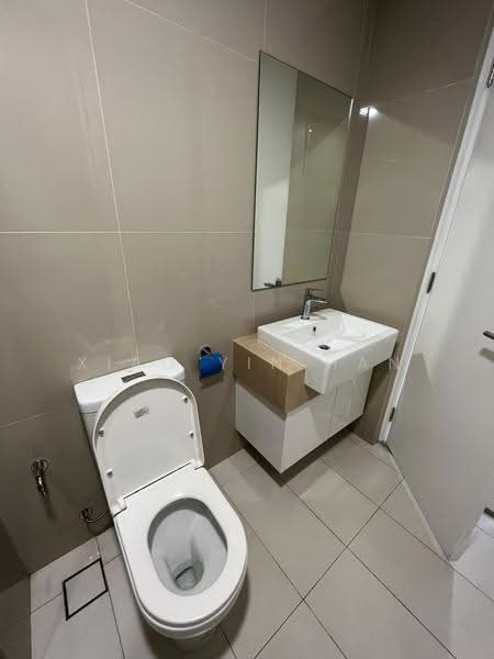 Kediaman Servis untuk Dijual di Southlink - Xiao Yin Han - Bathroom - PropertyGuru.com.my