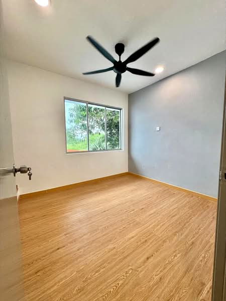 Rumah Teres 2 Tingkat untuk Dijual di Taman Rinting (Masai) - Calvin Lee - PropertyGuru.com.my