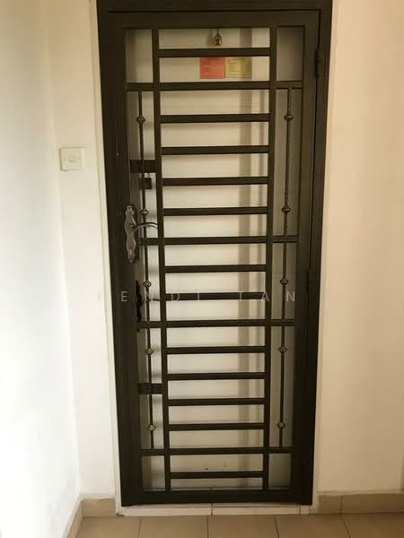 Pangsapuri untuk Dijual di Avilla Apartments - Fendi tan - Entrance - PropertyGuru.com.my
