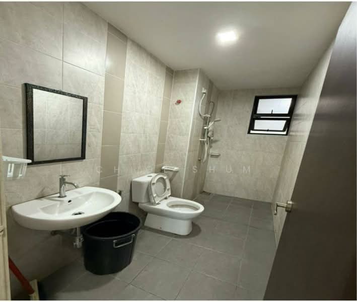 Servis Apartment untuk Disewa di Sky Breeze Service Apartment - Chloe Shum - Bathroom - PropertyGuru.com.my