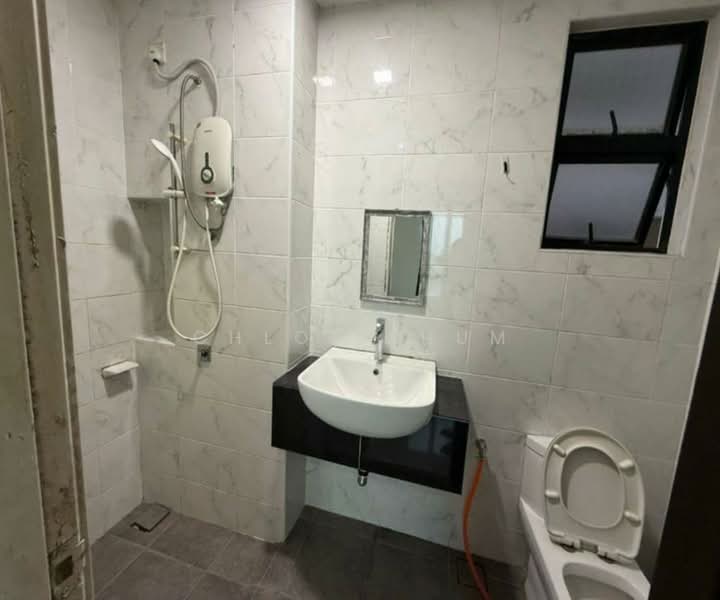 Servis Apartment untuk Disewa di Sky Breeze Service Apartment - Chloe Shum - Bathroom - PropertyGuru.com.my