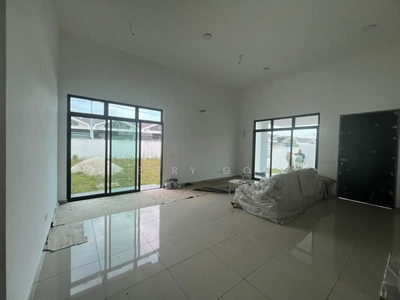 Semi-Detached House for Sale in Bandar Putra (Kulai) - Herry Goh - Living Room - PropertyGuru.com.my
