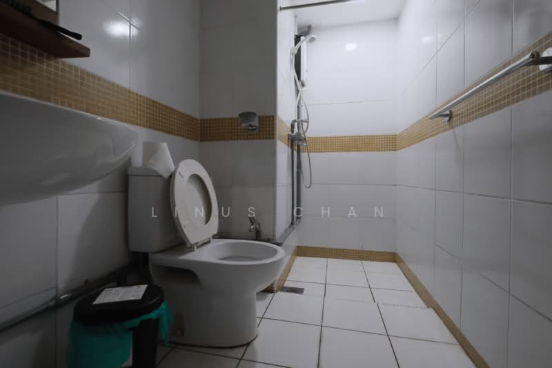Service Residence for Rent at i-Zen @ Kiara 1 - Linus Chan - Bathroom - PropertyGuru.com.my