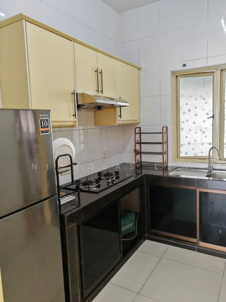Condominium for Rent at East Lake Residence - Nicholas Lew - Kitchen - PropertyGuru.com.my