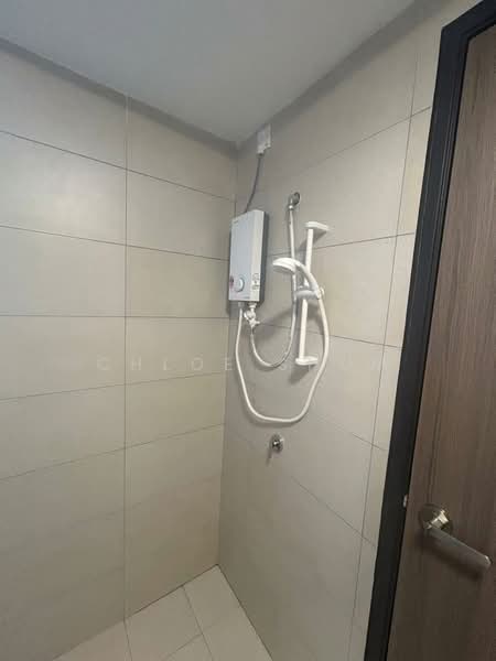 Servis Apartment untuk Disewa di Vista Tiara (MBW Bay) - Chloe Shum - Bathroom - PropertyGuru.com.my