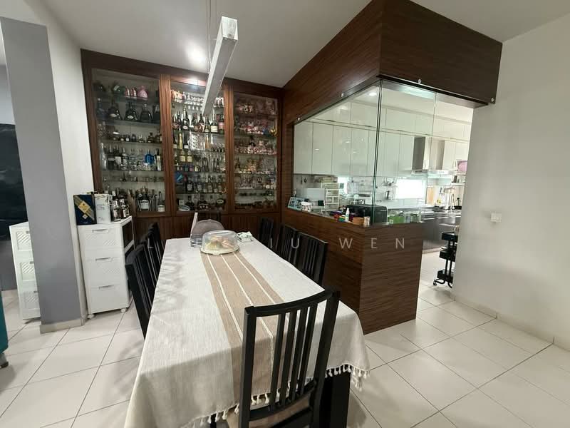 2-storey Terraced House for Sale in Bukit Indah (Iskandar Puteri (Nusajaya)) - Lee Qiu Wen - Dining Room - PropertyGuru.com.my