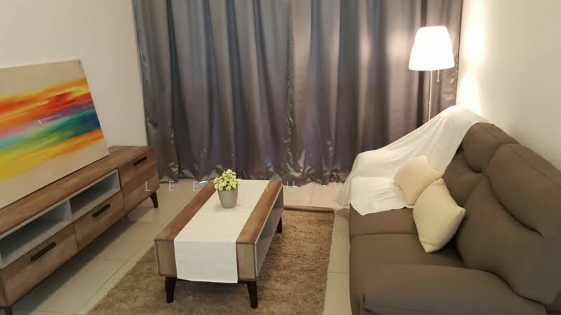 Servis Apartment untuk Dijual di Setia Sky 88 - Lee Qiu Wen - Living Room - PropertyGuru.com.my