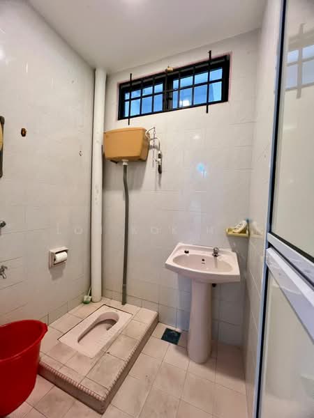 Semi-Detached House for Sale in Taman Johor Jaya (Johor Bahru) - Loh Kok Hui - PropertyGuru.com.my