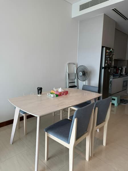 Service Residence for Rent at Puteri Cove Residences - Loh Kok Hui - Dining Room - PropertyGuru.com.my