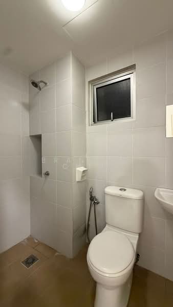 Kondominium untuk Disewa di D'Nuri Residence @ Desa Petaling - Brandon Chin - Bathroom - PropertyGuru.com.my