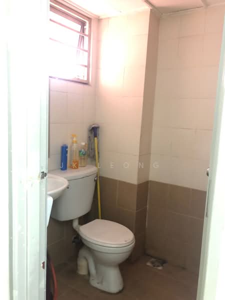 Apartment for Sale at Plaza Metro Prima - JK Leong - Bathroom - PropertyGuru.com.my