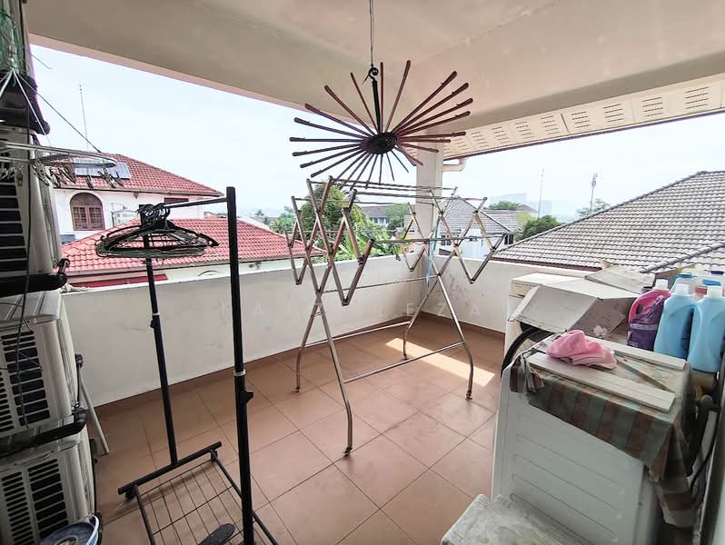 Bungalow for Sale in Seksyen 3 (Bangi) - FAIZ REZA - Balcony - PropertyGuru.com.my
