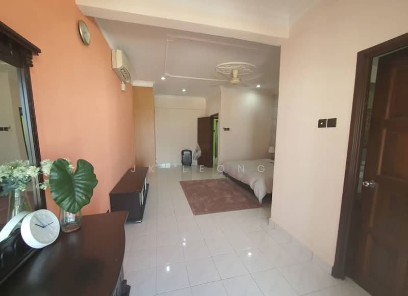 Condominium for Sale at South City (Perdana Selatan) Block C - JK Leong - Bedroom - PropertyGuru.com.my