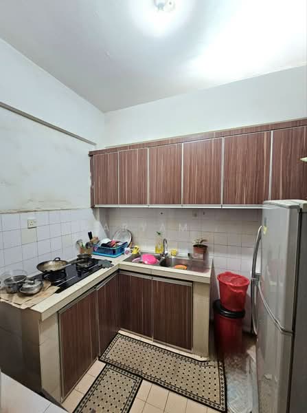 Apartment for Sale at Pangsapuri Seri Melati - Maryam . - Kitchen - PropertyGuru.com.my