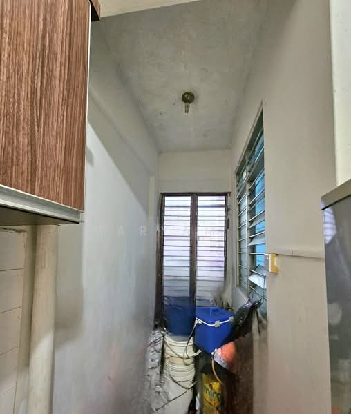 Apartment for Sale at Pangsapuri Seri Melati - Maryam . - Corridor - PropertyGuru.com.my