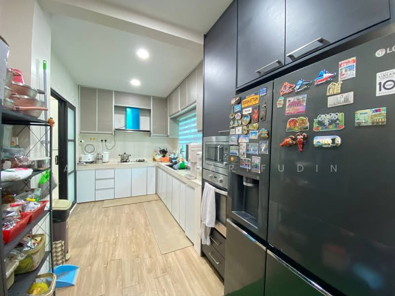 3-storey Terraced House for Sale in Kajang (Selangor) - Salman Sharifudin - Kitchen - PropertyGuru.com.my