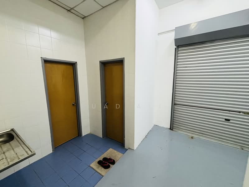 Shop / Office for Rent in Seksyen 15 (Shah Alam) - Fuad Ali - Interior - PropertyGuru.com.my