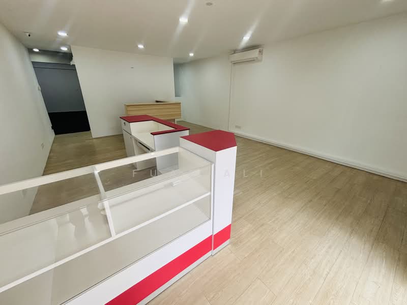 Shop / Office for Rent in Seksyen 15 (Shah Alam) - Fuad Ali - Interior - PropertyGuru.com.my