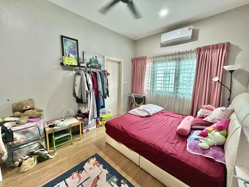 Rumah Teres 2 Tingkat untuk Dijual di Shah Alam (Selangor) - Salman Sharifudin - Bedroom - PropertyGuru.com.my