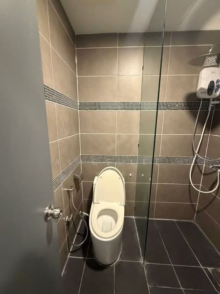 Service Residence for Rent at D'Latour - Alice Lee - Bathroom - PropertyGuru.com.my