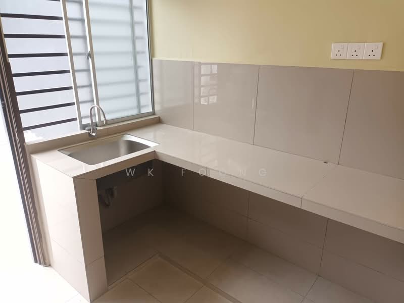 2-storey Terraced House for Sale in Serdang Raya (Seri Kembangan) - WK Foong - Kitchen - PropertyGuru.com.my