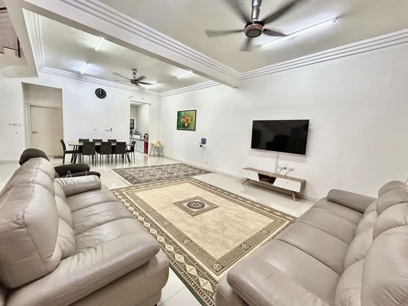 Rumah Teres 2 Tingkat untuk Dijual di Shah Alam (Selangor) - Salman Sharifudin - Living Room - PropertyGuru.com.my