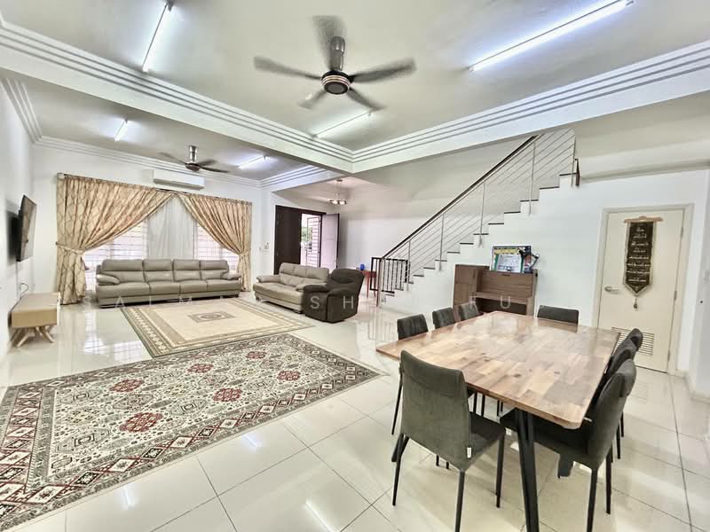 Rumah Teres 2 Tingkat untuk Dijual di Shah Alam (Selangor) - Salman Sharifudin - Living Room - PropertyGuru.com.my