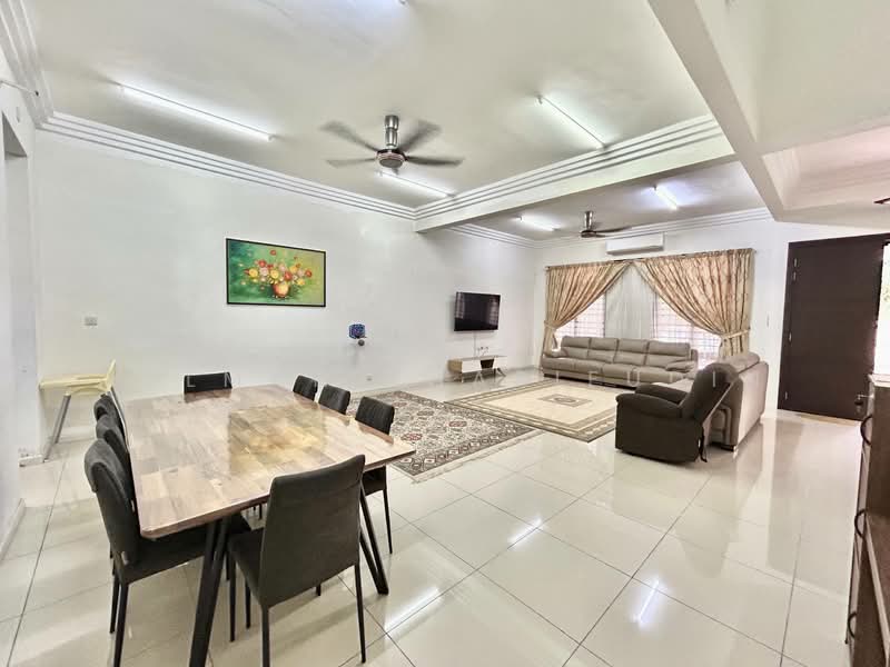Rumah Teres 2 Tingkat untuk Dijual di Shah Alam (Selangor) - Salman Sharifudin - Living Room - PropertyGuru.com.my