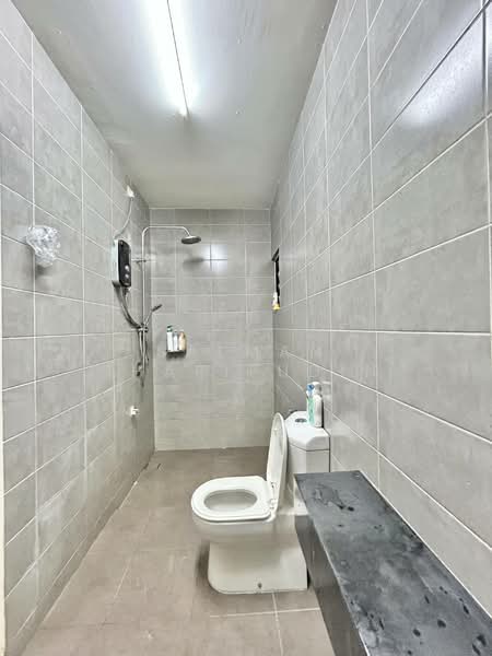 Rumah Teres 2 Tingkat untuk Dijual di Shah Alam (Selangor) - Salman Sharifudin - Bathroom - PropertyGuru.com.my